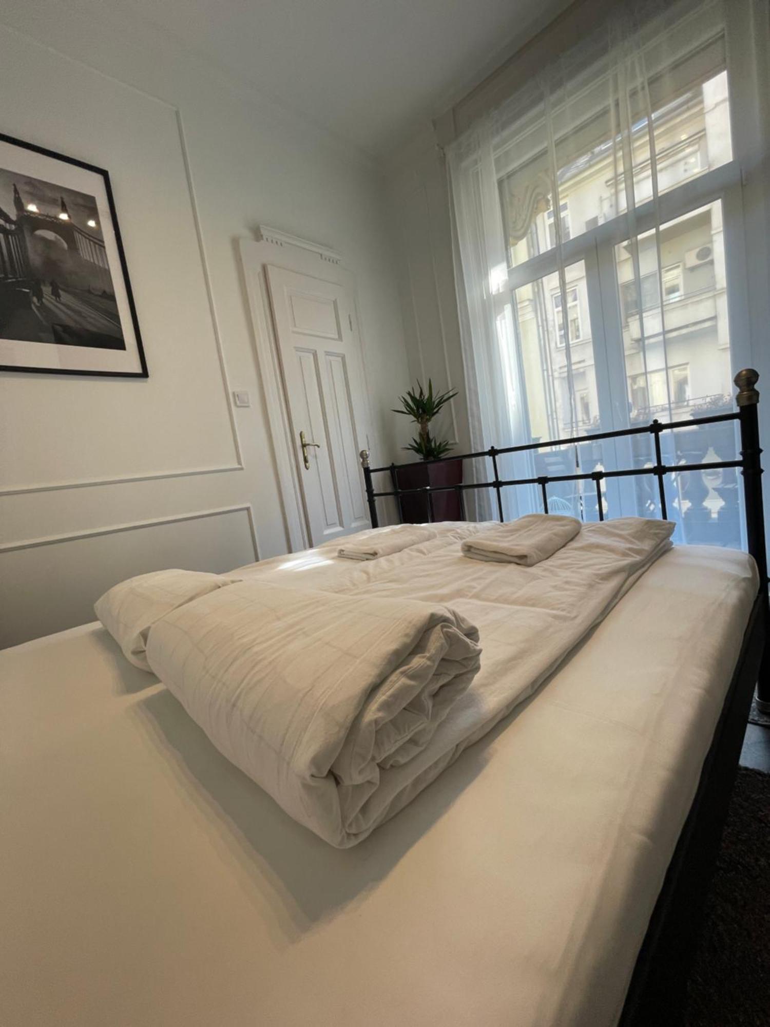 Szip Tatra Gold - Downtown Apartment บูดาเปสต์ ภายนอก รูปภาพ